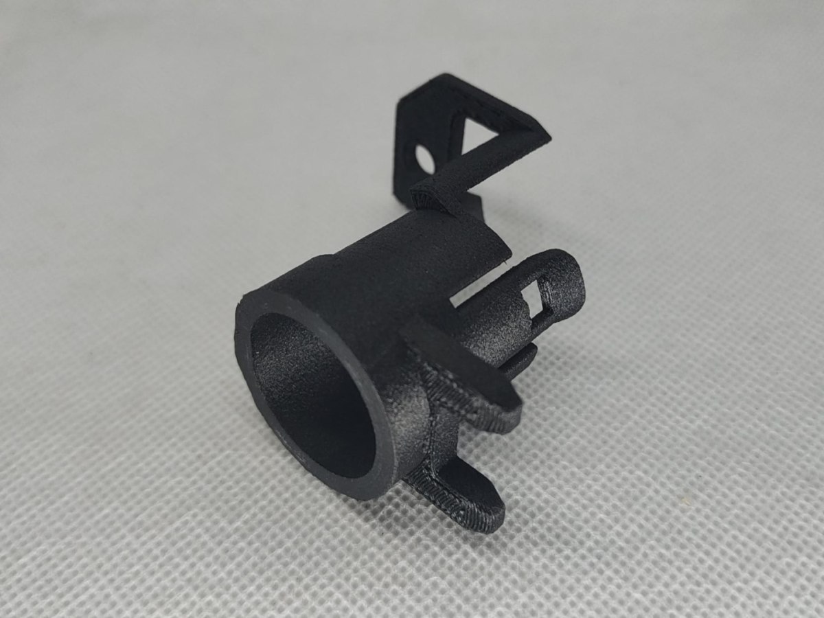 4D0807130 Bracket / mounting for parking sensor Audi A8 D2 - 1 piece. - Image 2