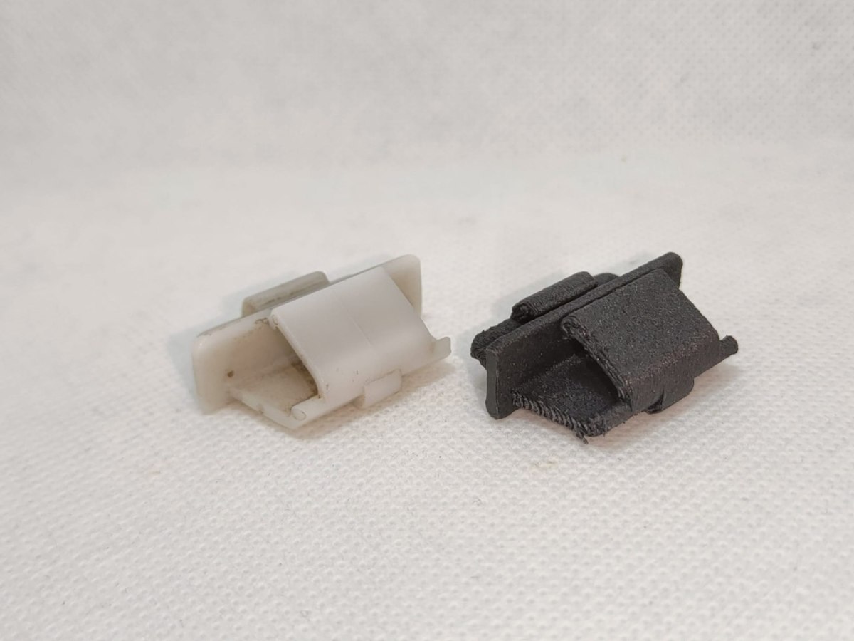 4D0807249 Clip Audi A8 D2