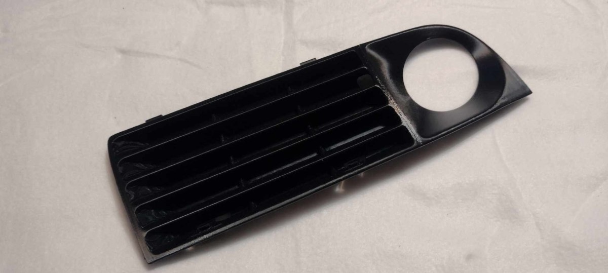4D0853636 / 4D0853636A Right bumper grille for Audi A8 D2 FL - 1 piece - Image 4