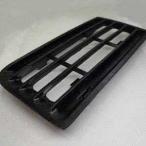 4D0853864K Audi A8 D2 FL Right Bumper Grille - 1 piece. - Image 2