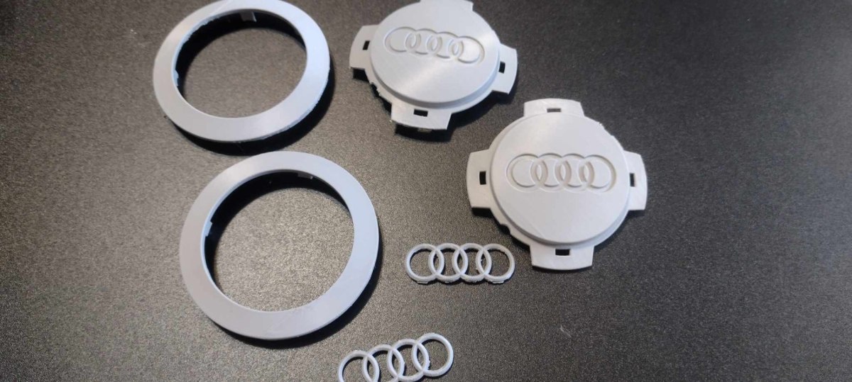 8D0601165D Logo Cover Audi Rings